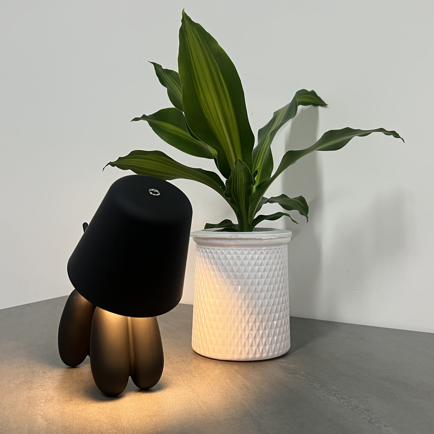Puppy Modern Desk Lamp