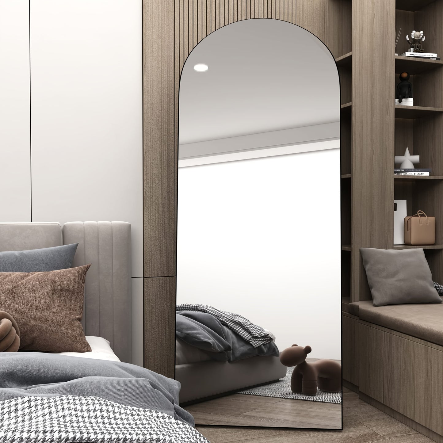 Elegant Arched Full-Length Mirror