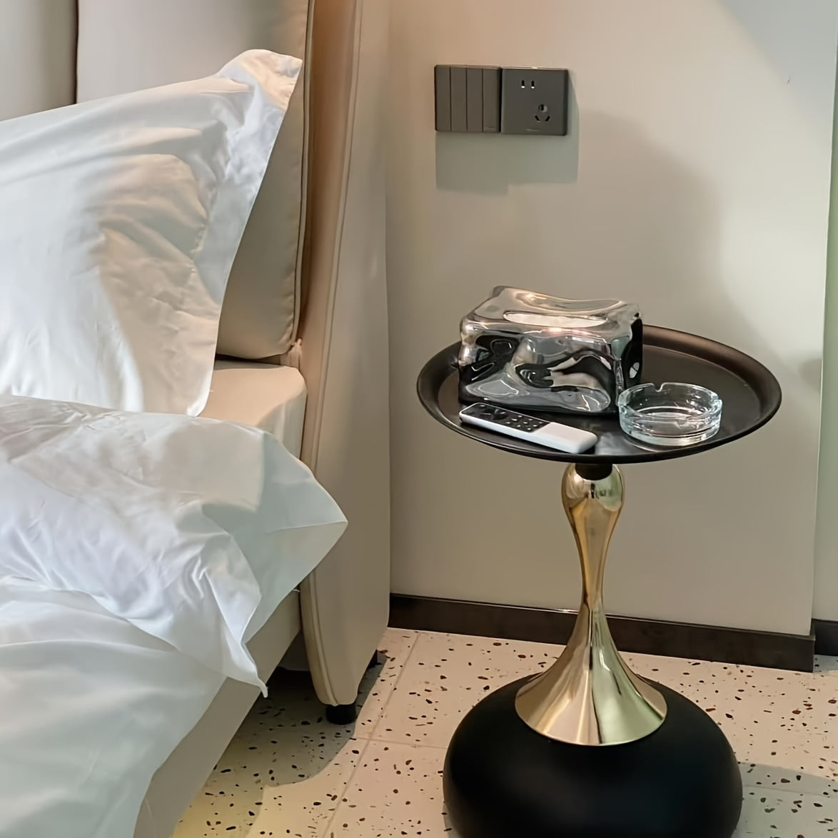Modern Style Round Side Table