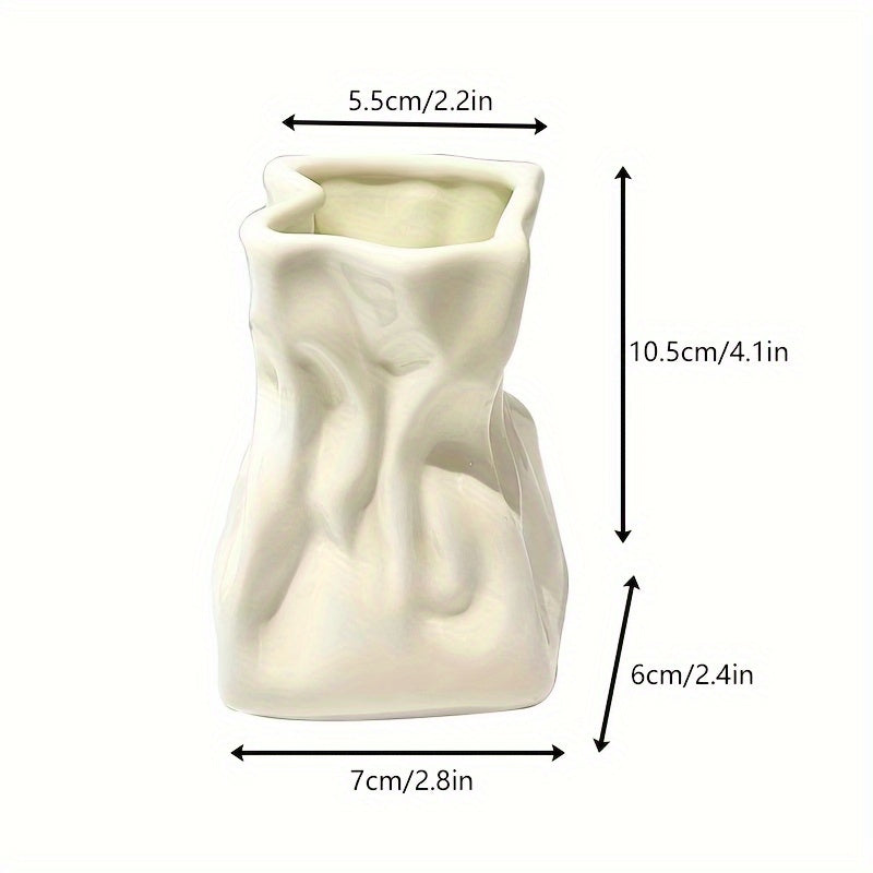 Wind-Bound Toothbrush Holder